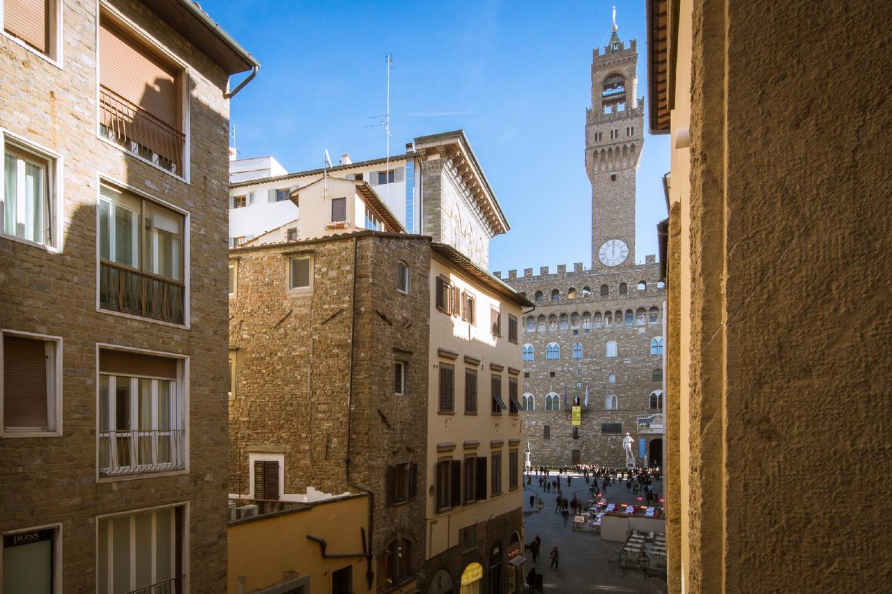 Apartments Florence - Le Por Santa Maria Exterior photo